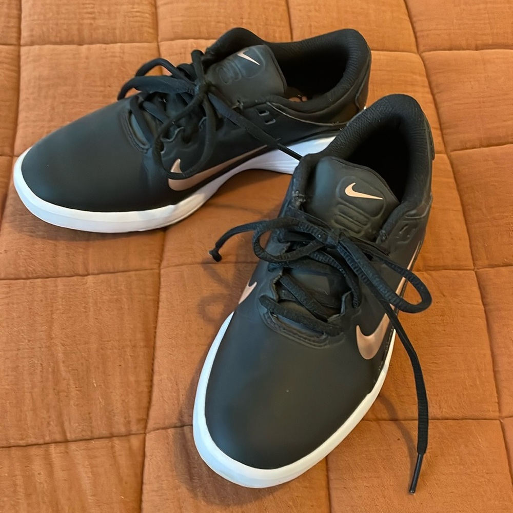 Girls Nike Golf shoes